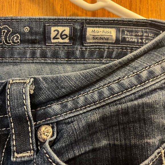 Miss Me size 26 skinny jeans - Picture 2 of 4